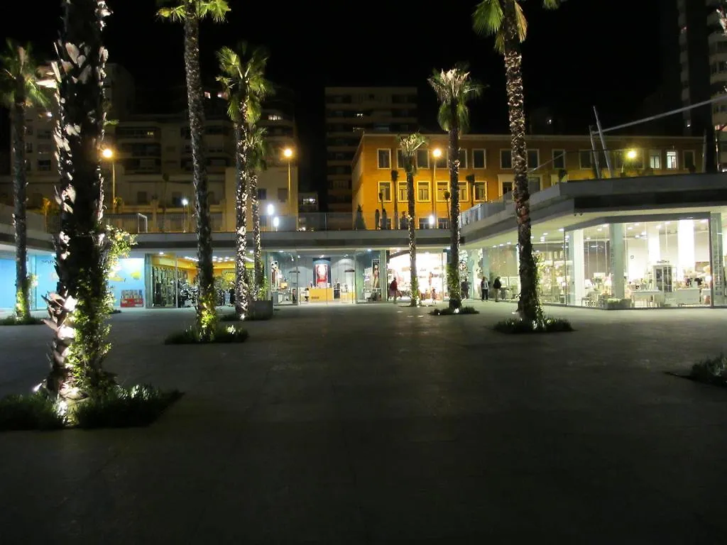 Playa Malagueta-Canovas, 8 Personas Apartment Malaga Spain