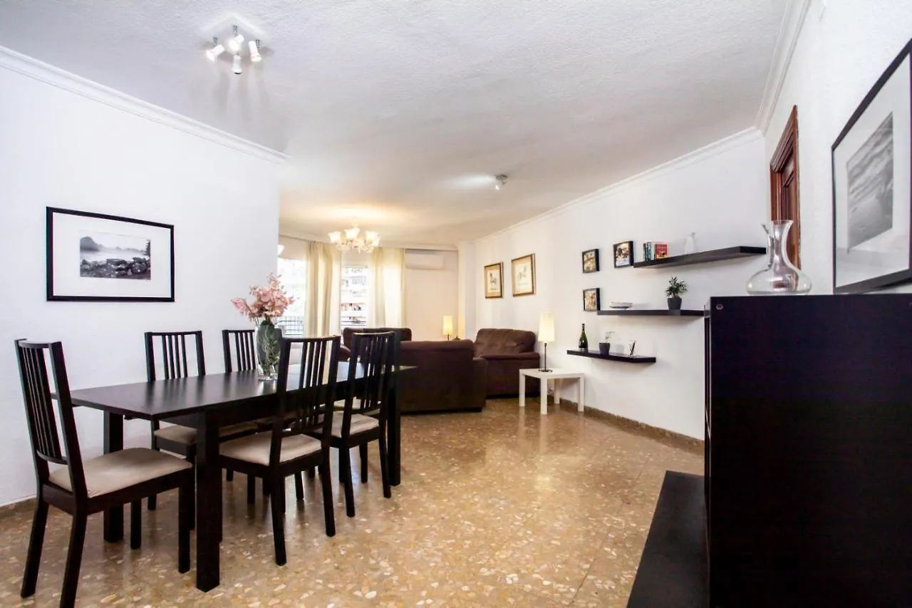 Playa Malagueta-Canovas, 8 Personas Apartment Malaga