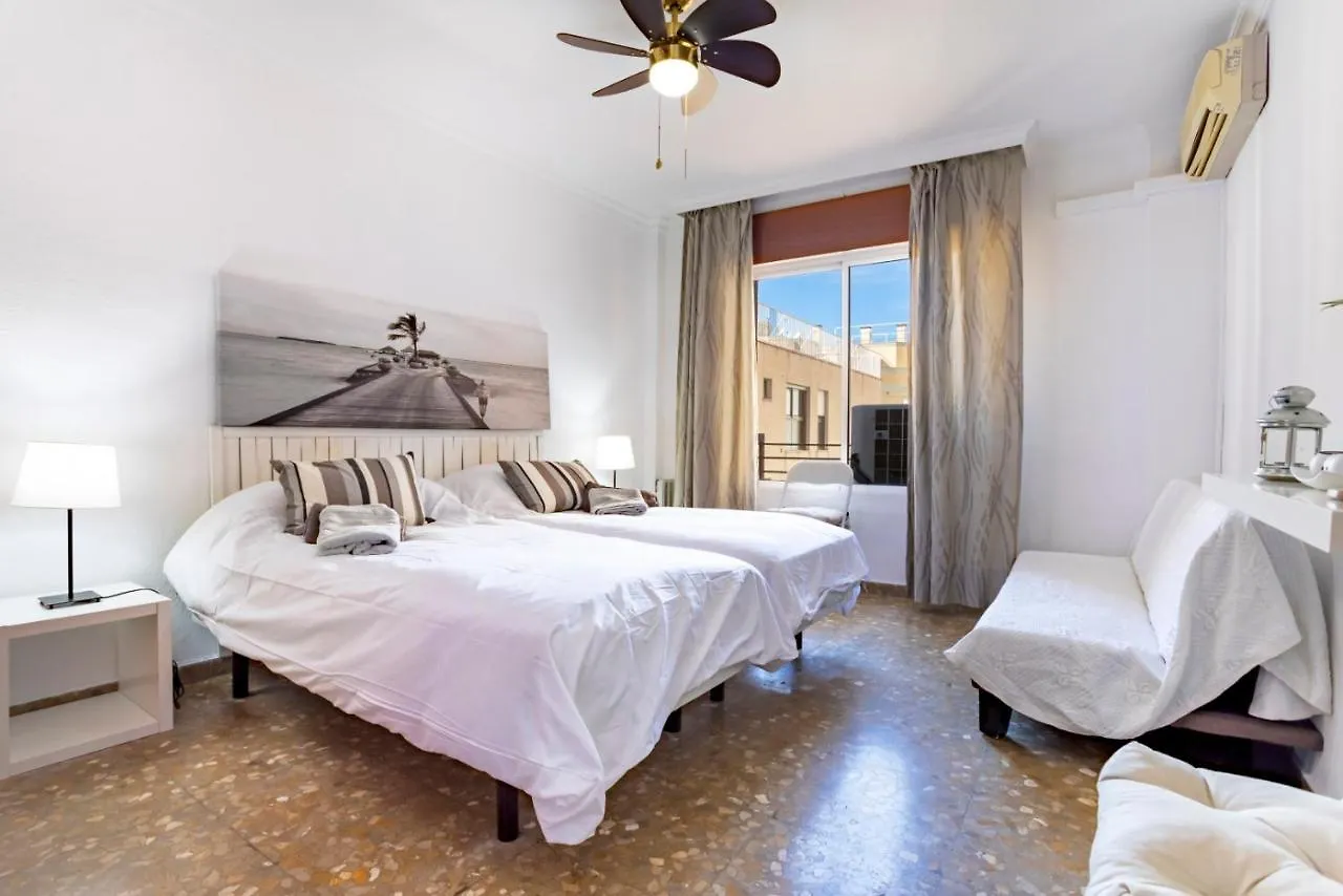 Playa Malagueta-Canovas, 8 Personas Apartment Malaga